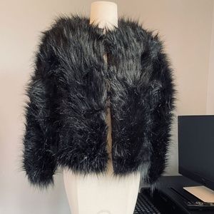 NWOT Fun Black Faux Fur Bolero Shrug Jacket. Size S but fits  XS.